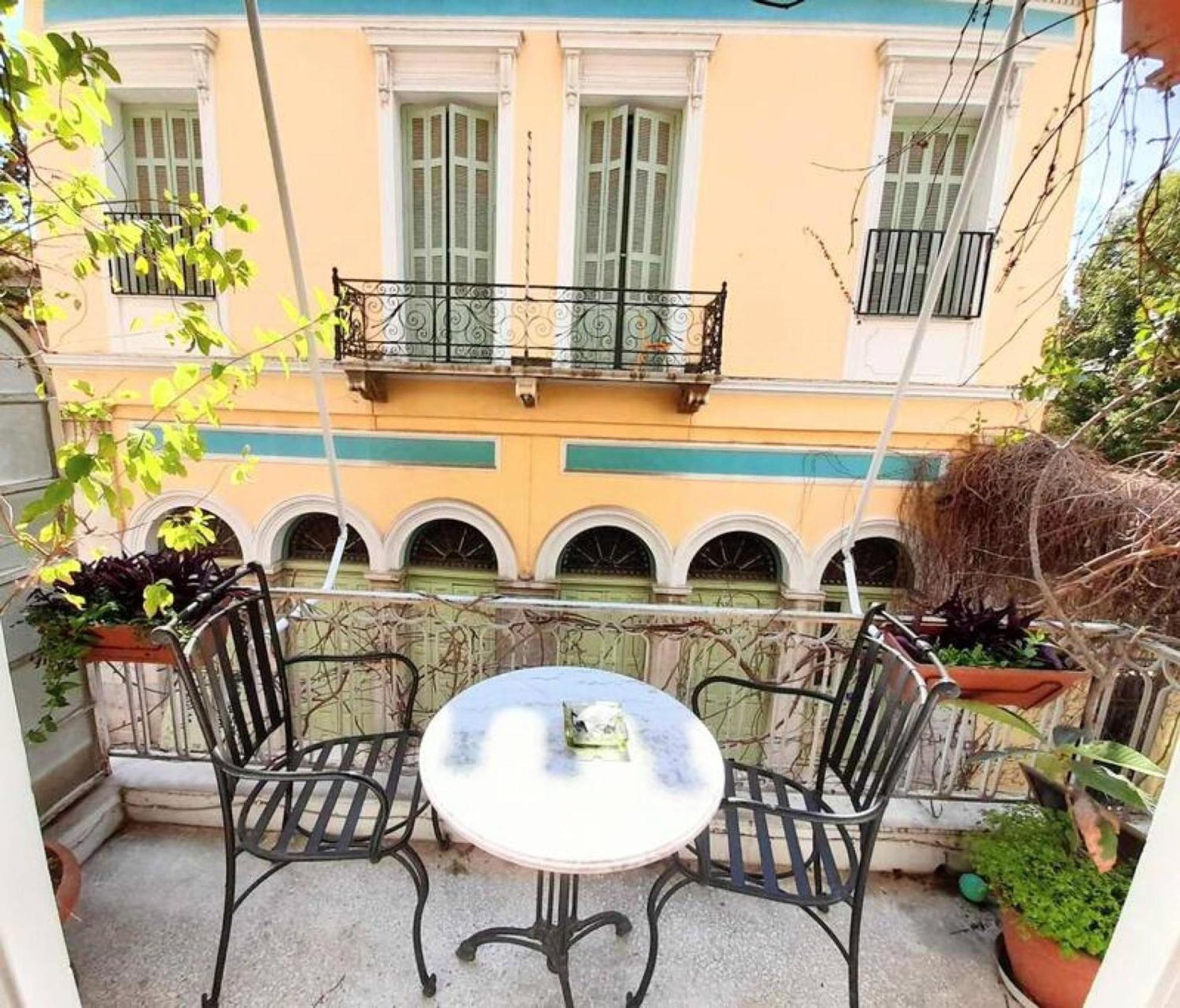 Magnificent Apartment In Plaka Aten Exteriör bild